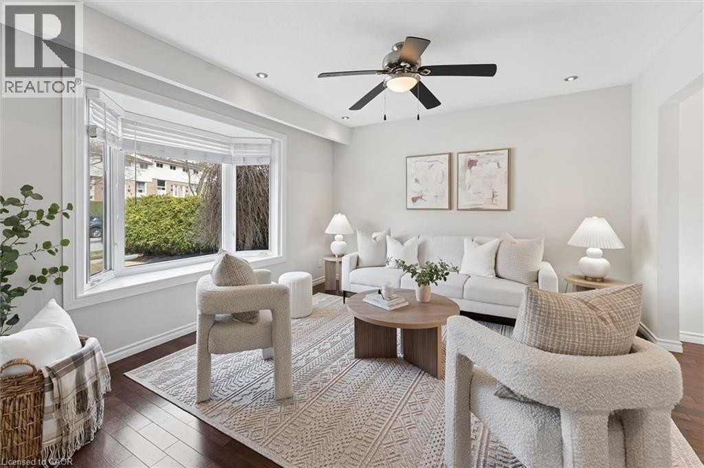 168 GREEN VALLEY Drive, Kitchener, Ontario, N2P1C4 — Photo 4