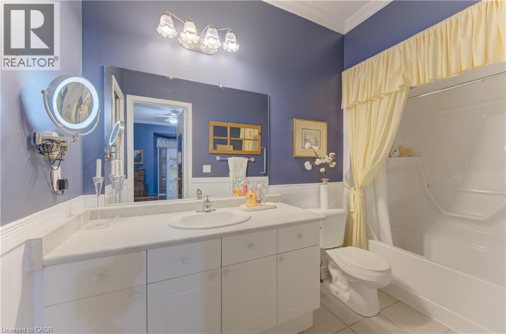 74 AUTUMN RIDGE Trail Unit# 33, Kitchener, Ontario, N2P2M5 — Photo 23