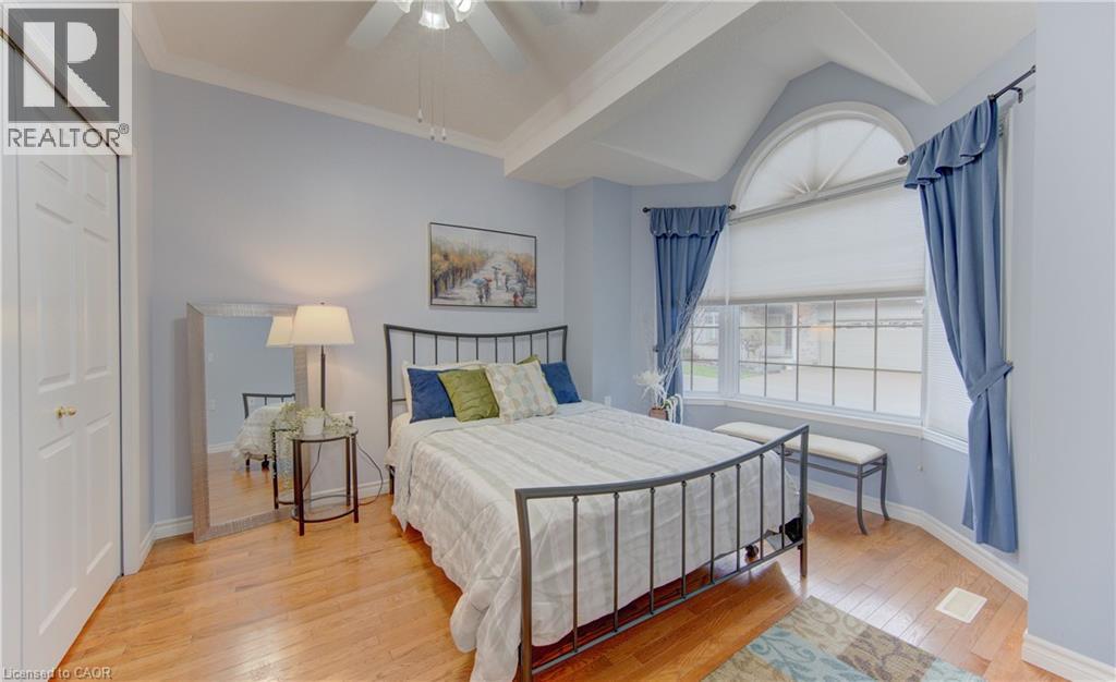 74 AUTUMN RIDGE Trail Unit# 33, Kitchener, Ontario, N2P2M5 — Photo 7