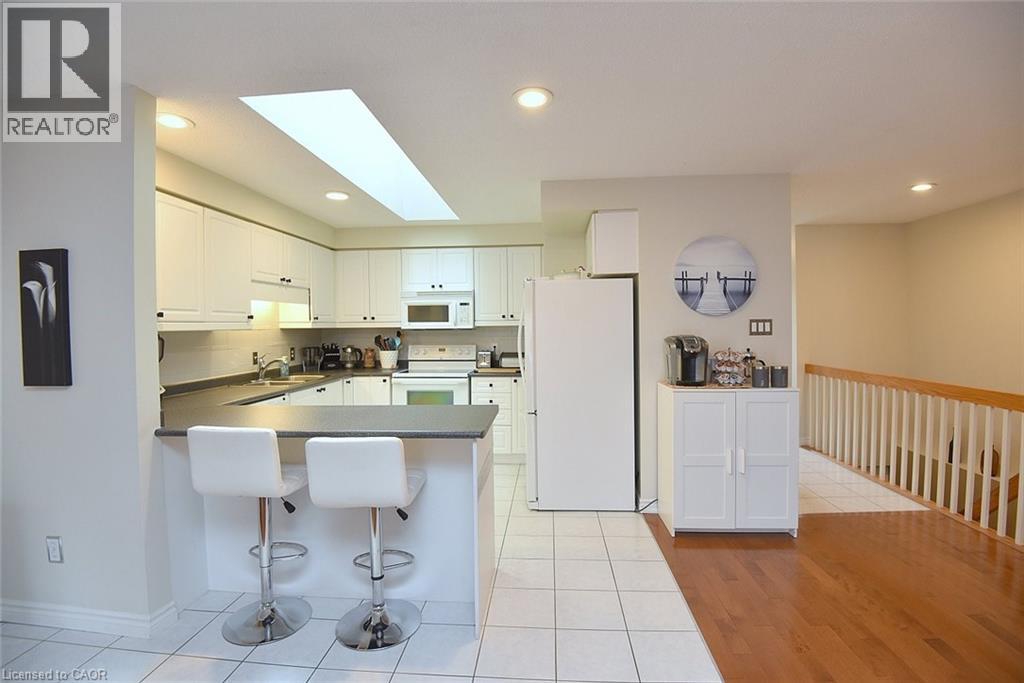 20 MEADOWLANDS Boulevard Unit# 8, Ancaster, Ontario, L9K1J5 — Photo 16