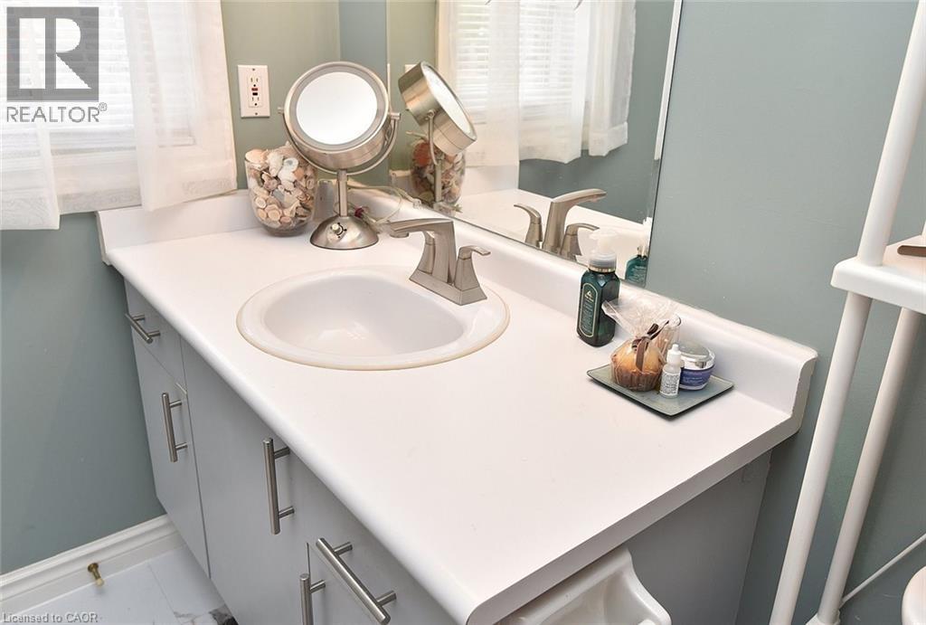 20 MEADOWLANDS Boulevard Unit# 8, Ancaster, Ontario, L9K1J5 — Photo 21