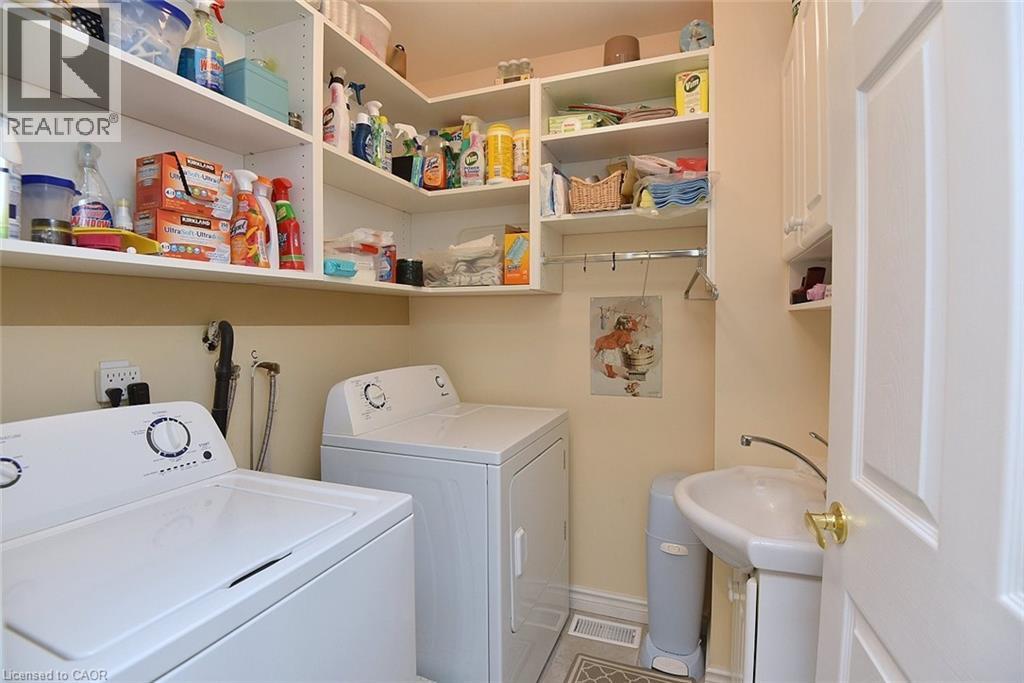 20 MEADOWLANDS Boulevard Unit# 8, Ancaster, Ontario, L9K1J5 — Photo 30