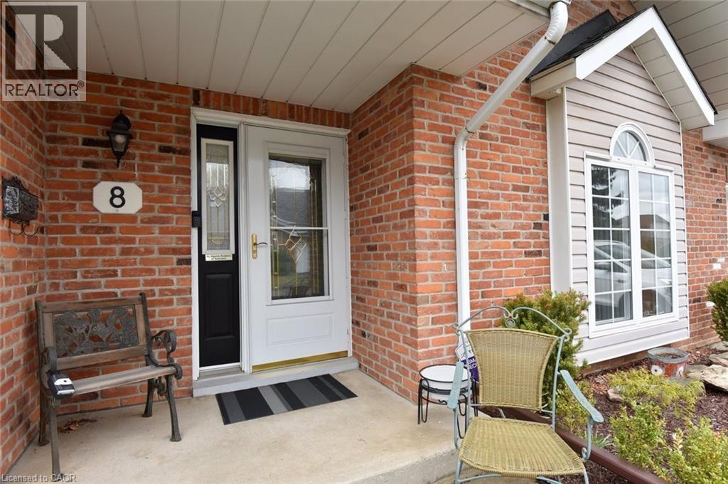 20 MEADOWLANDS Boulevard Unit# 8, Ancaster, Ontario, L9K1J5 — Photo 4