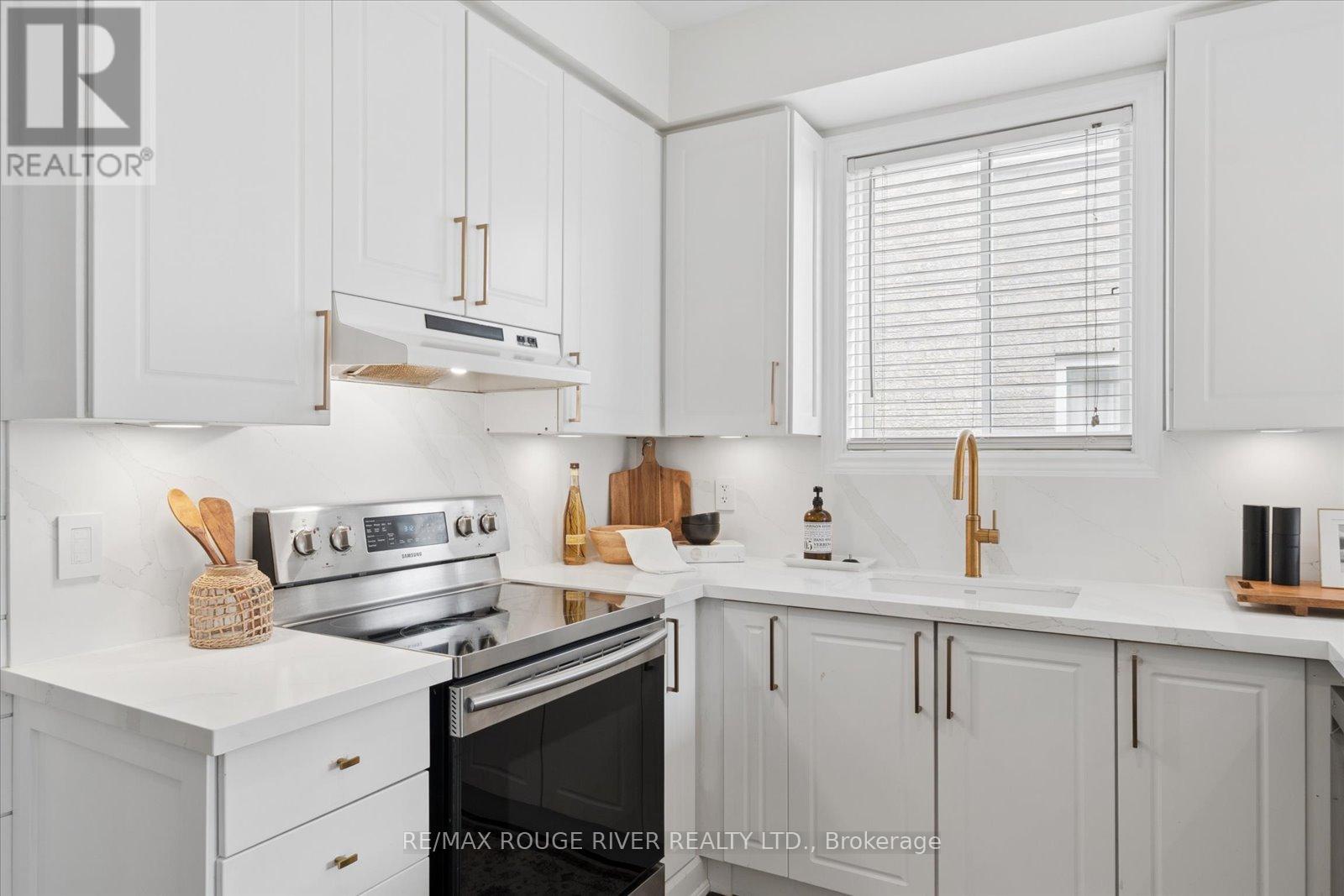 184 CACHET BOULEVARD, Whitby (Brooklin), Ontario, L1M2L9 — Photo 17