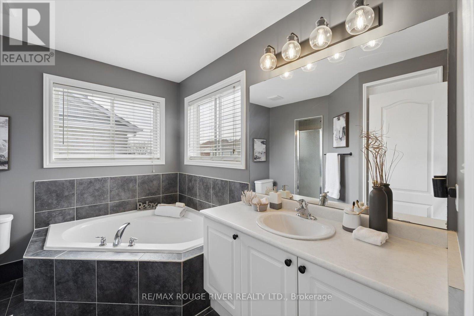 184 CACHET BOULEVARD, Whitby (Brooklin), Ontario, L1M2L9 — Photo 26