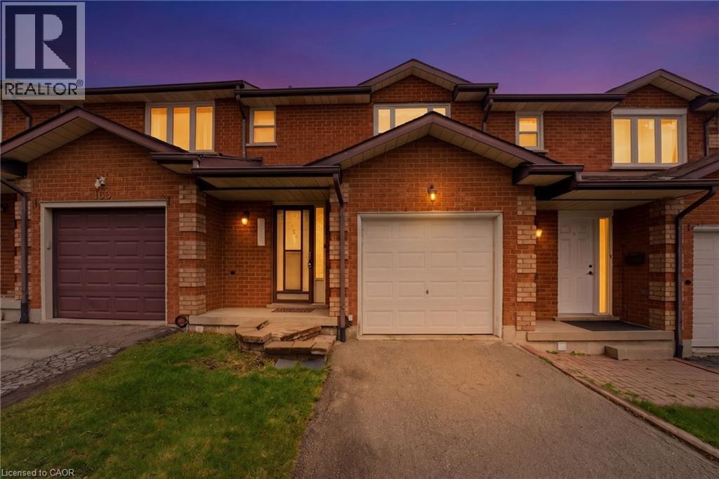 165 ESSLING Avenue, Hamilton, Ontario, L9B2H9 — Photo 2