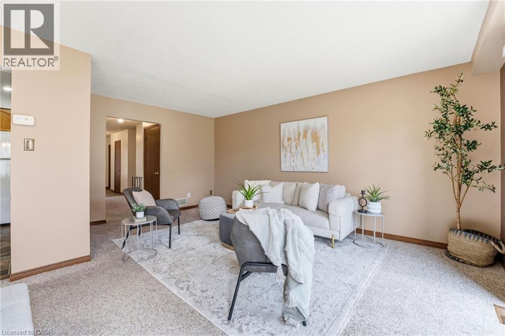 165 ESSLING Avenue, Hamilton, Ontario, L9B2H9 — Photo 9