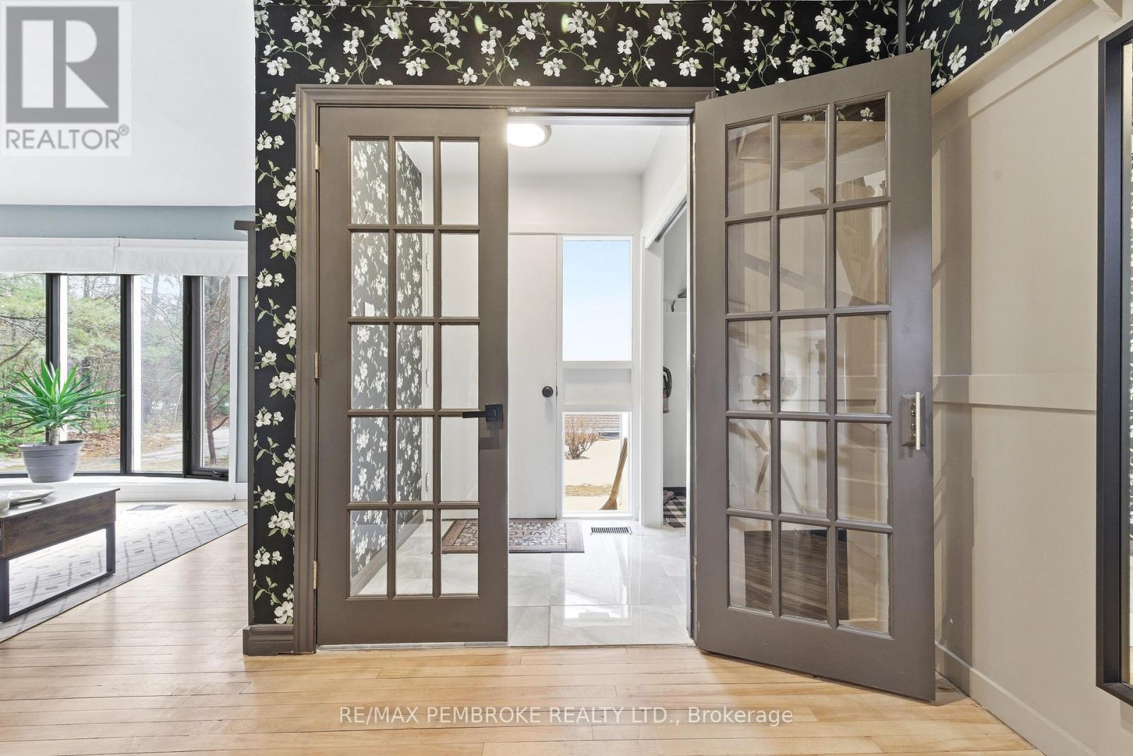 98 BIRCH STREET, Deep River, Ontario, K0J1P0 — Photo 10