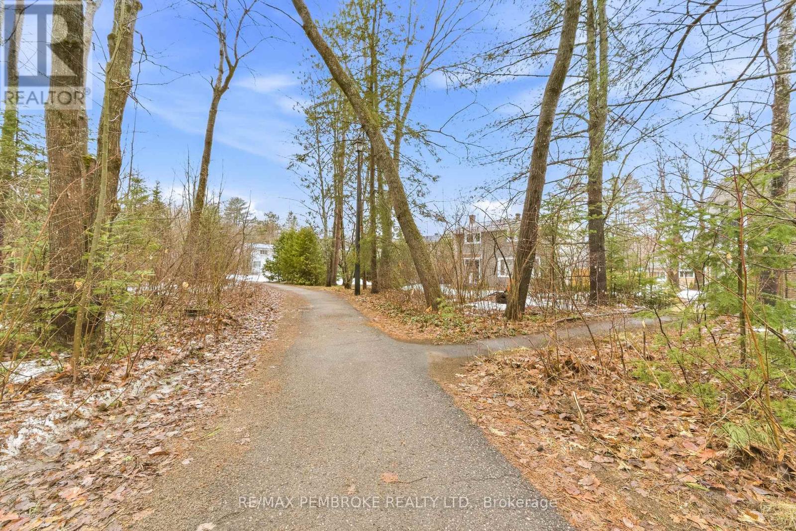 98 BIRCH STREET, Deep River, Ontario, K0J1P0 — Photo 11