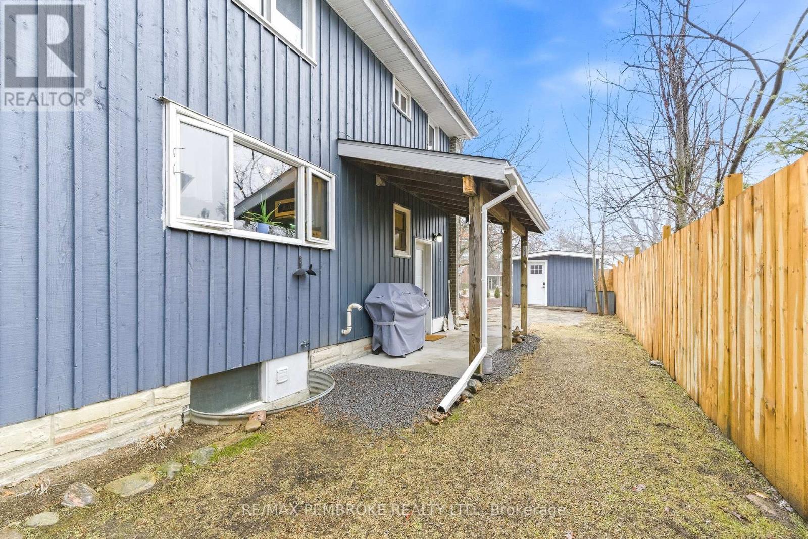 98 BIRCH STREET, Deep River, Ontario, K0J1P0 — Photo 45