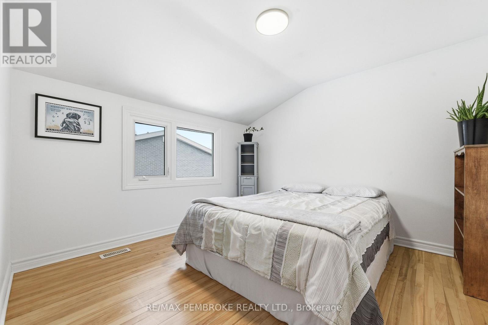 98 BIRCH STREET, Deep River, Ontario, K0J1P0 — Photo 49