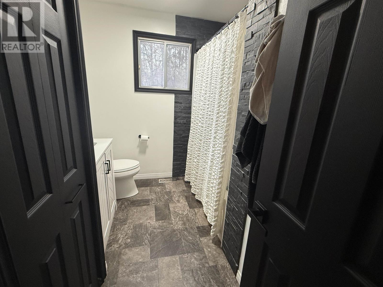 2031 Murphy Ave, Thunder Bay, Ontario, P7K1G7 — Photo 17