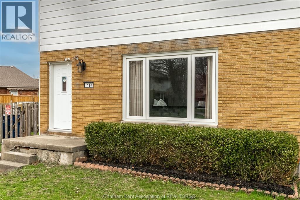164 Timmins CRESCENT, Chatham, Ontario, N7L2J7 — Photo 2