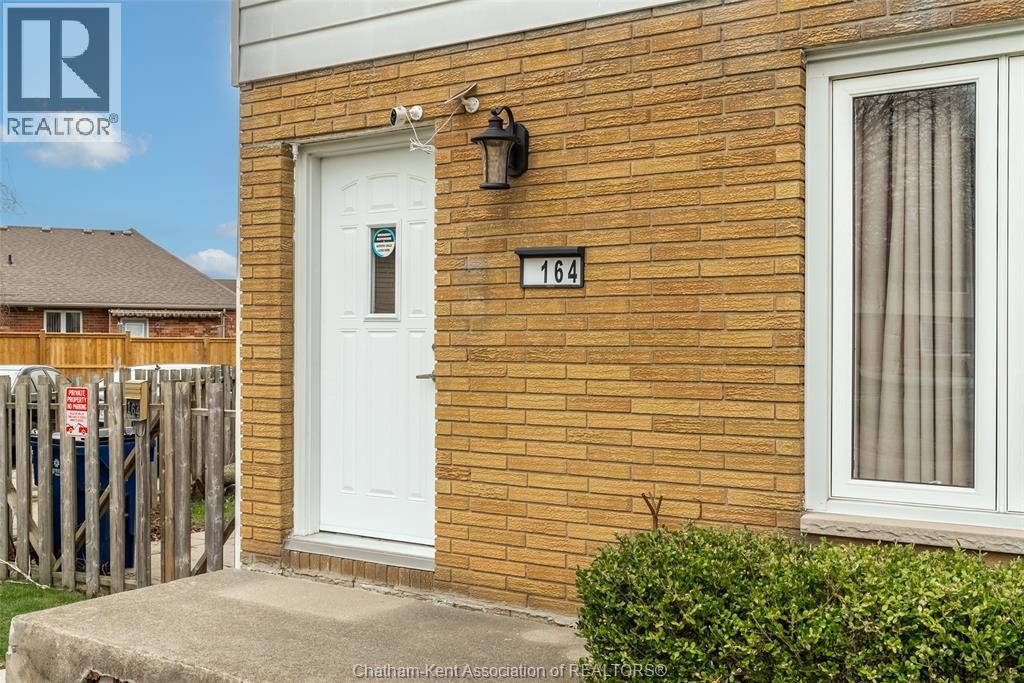 164 Timmins CRESCENT, Chatham, Ontario, N7L2J7 — Photo 3