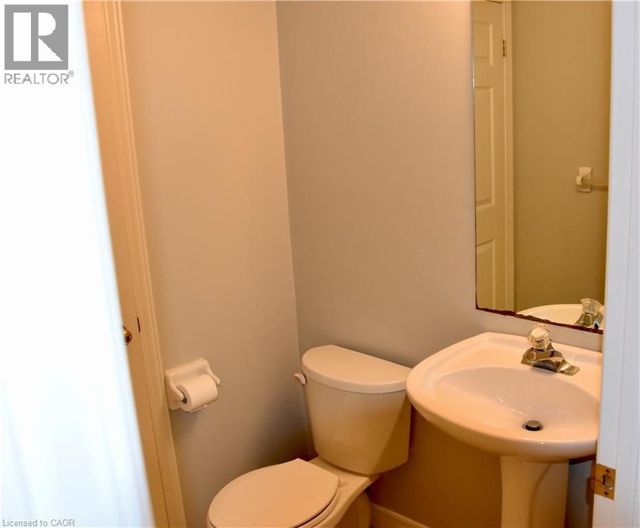 600 BRANDENBURG Boulevard, Waterloo, Ontario, N2T2V3 — Photo 12