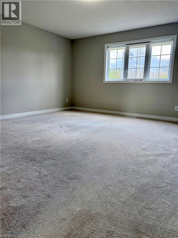 600 BRANDENBURG Boulevard, Waterloo, Ontario, N2T2V3 — Photo 14