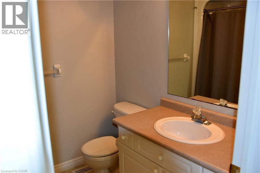 600 BRANDENBURG Boulevard, Waterloo, Ontario, N2T2V3 — Photo 18