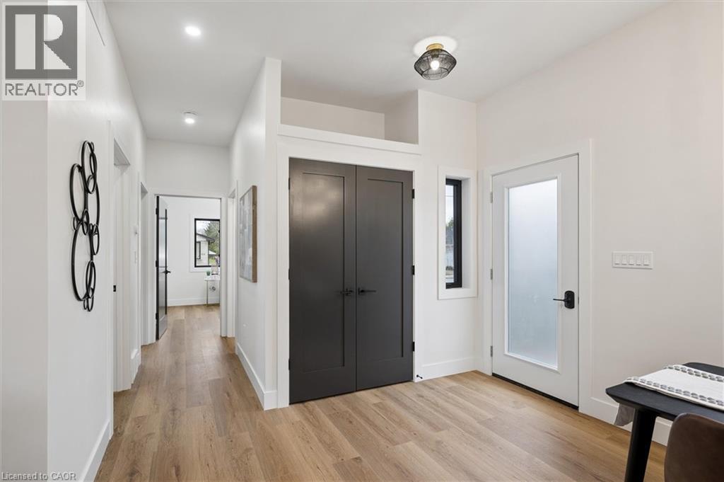 215 WINSTANLEY Street, Monkton, Ontario, N0K1P0 — Photo 5