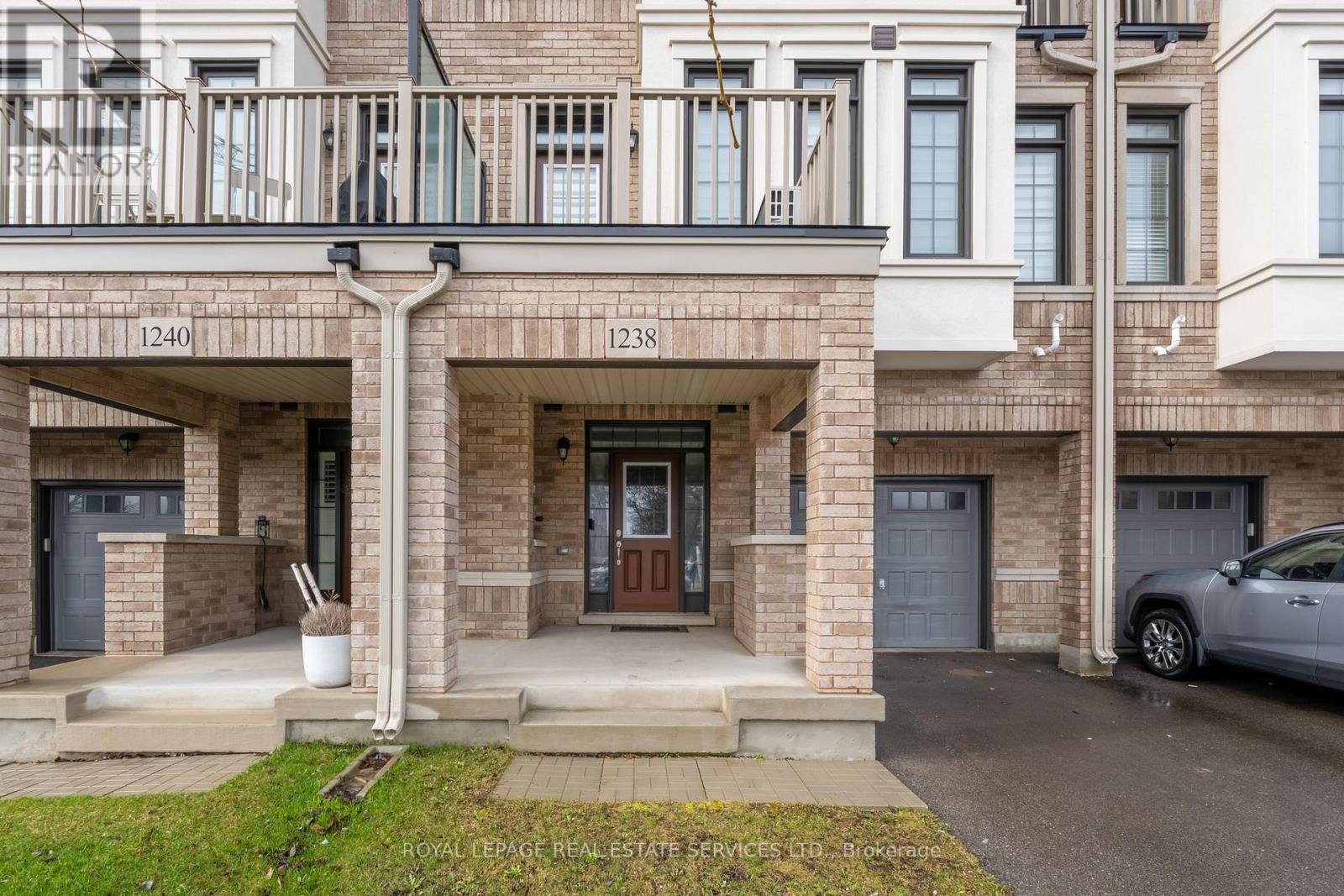 1238 RESTIVO LANE, Milton (FO Ford), Ontario, L9T2X5 — Photo 3