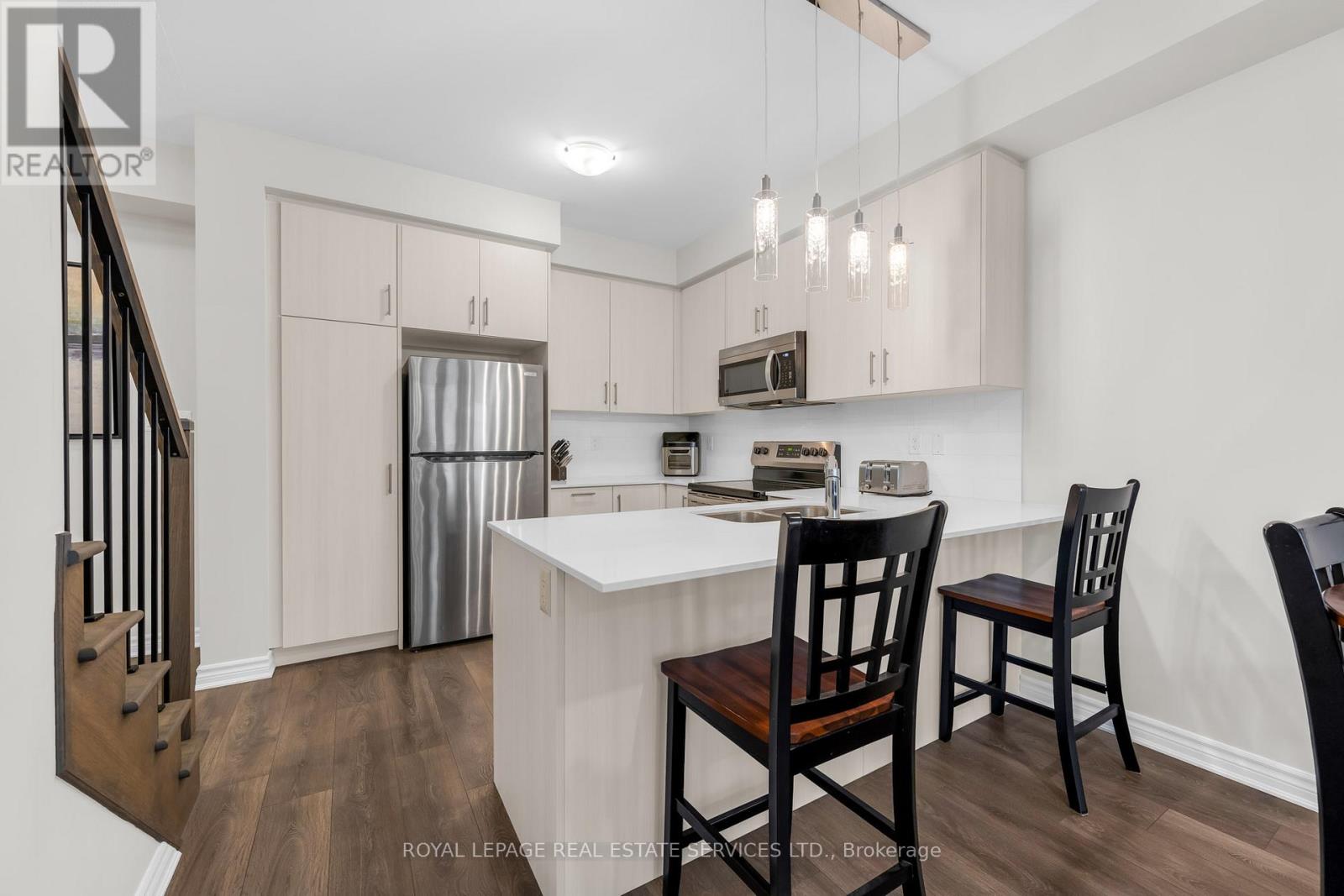 1238 RESTIVO LANE, Milton (FO Ford), Ontario, L9T2X5 — Photo 8