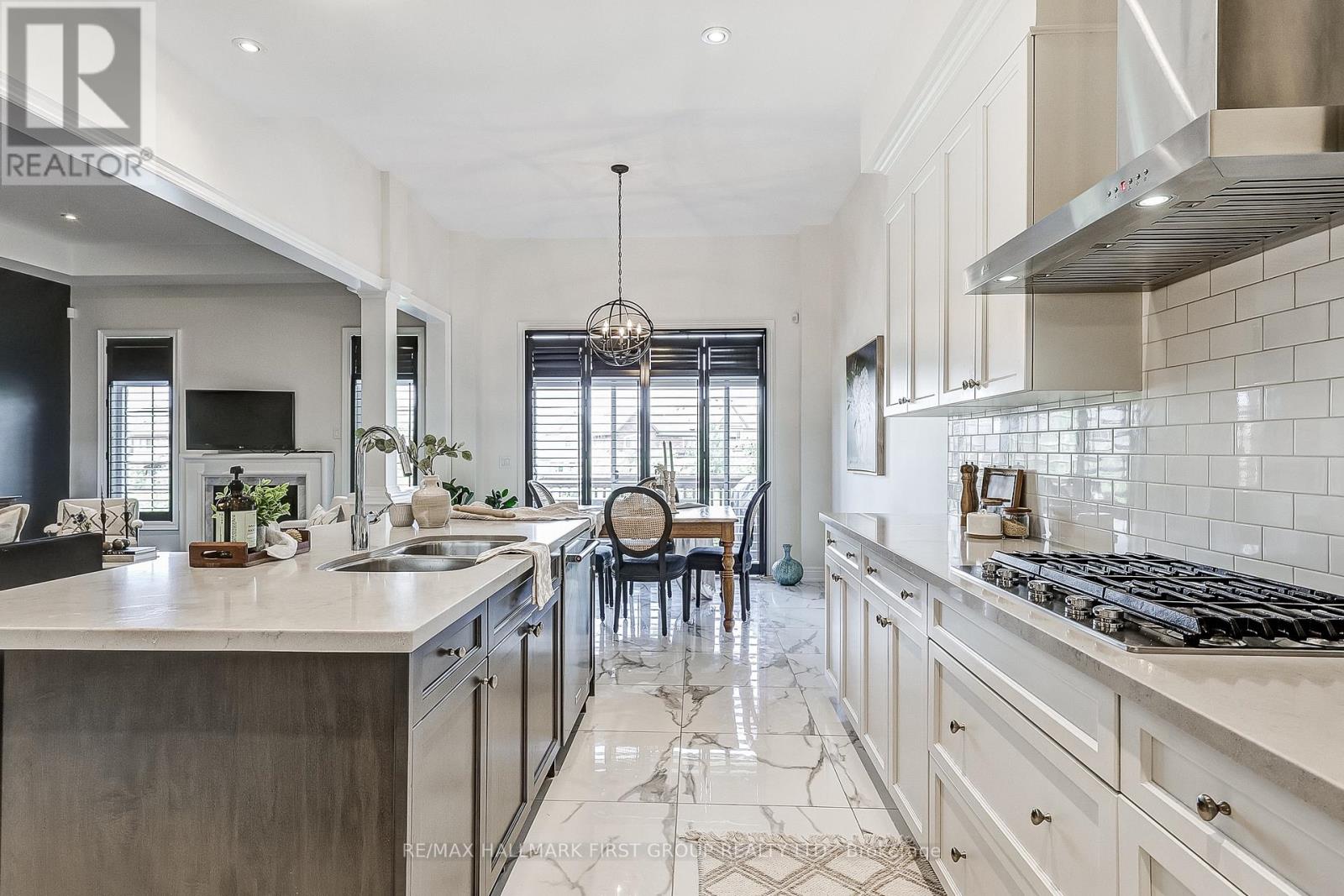 16 BEAVERDAMS DRIVE, Whitby, Ontario, L1P0C4 — Photo 11