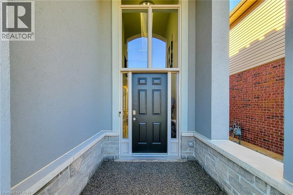 190 BELLAGIO Avenue, Stoney Creek, Ontario, L0R1P0 — Photo 3