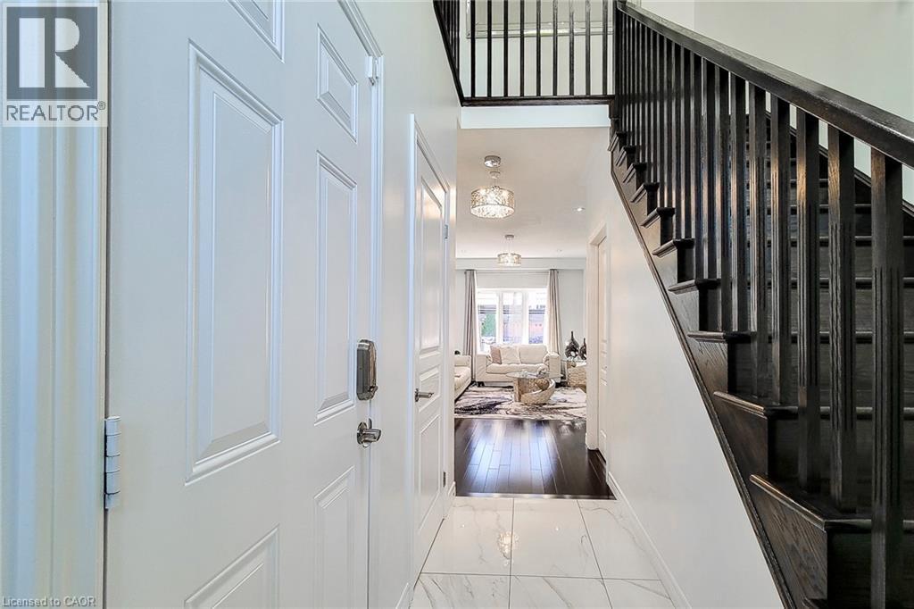 190 BELLAGIO Avenue, Stoney Creek, Ontario, L0R1P0 — Photo 4