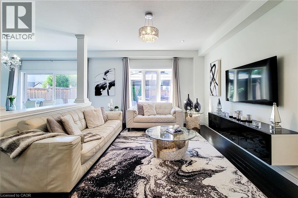 190 BELLAGIO Avenue, Stoney Creek, Ontario, L0R1P0 — Photo 5