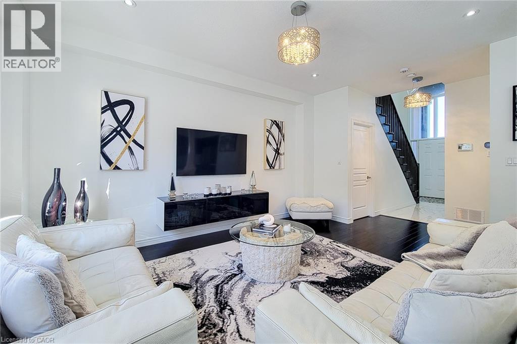 190 BELLAGIO Avenue, Stoney Creek, Ontario, L0R1P0 — Photo 6