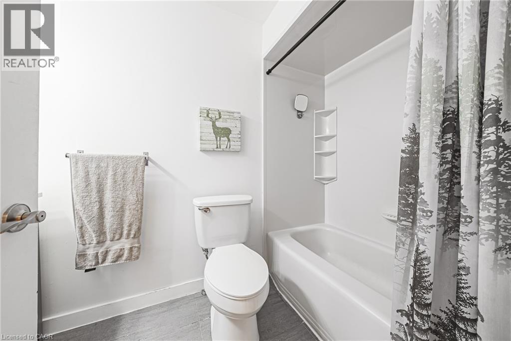 2055 WALKERS Line Unit# 242, Burlington, Ontario, L7M4B5 — Photo 21