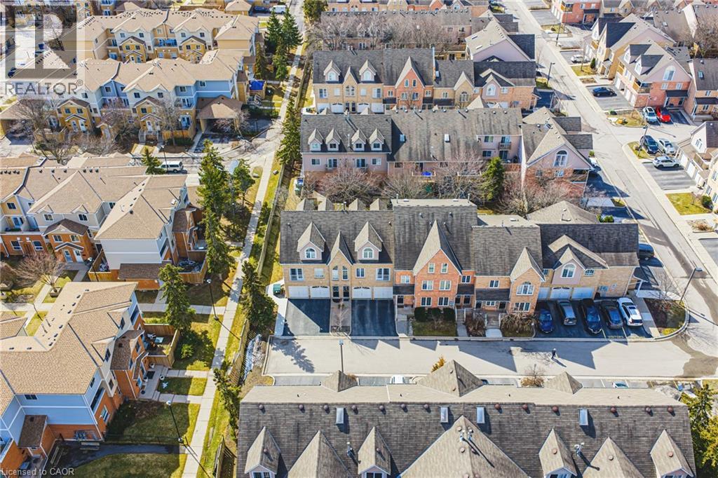 2055 WALKERS Line Unit# 242, Burlington, Ontario, L7M4B5 — Photo 28