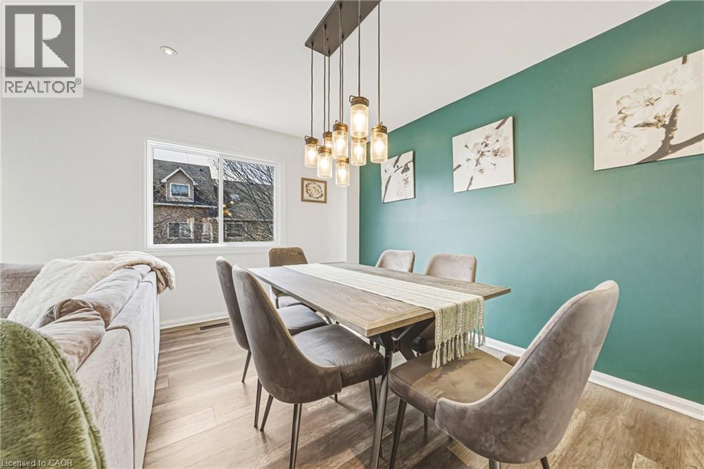 2055 WALKERS Line Unit# 242, Burlington, Ontario, L7M4B5 — Photo 6