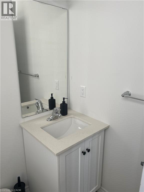 314 EQUESTRIAN Way Unit# 33, Cambridge, Ontario, N3E0E4 — Photo 5