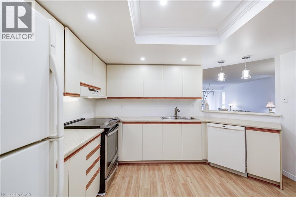 1201 NORTH SHORE Boulevard Unit# 204, Burlington, Ontario, L7S1Z5 — Photo 11