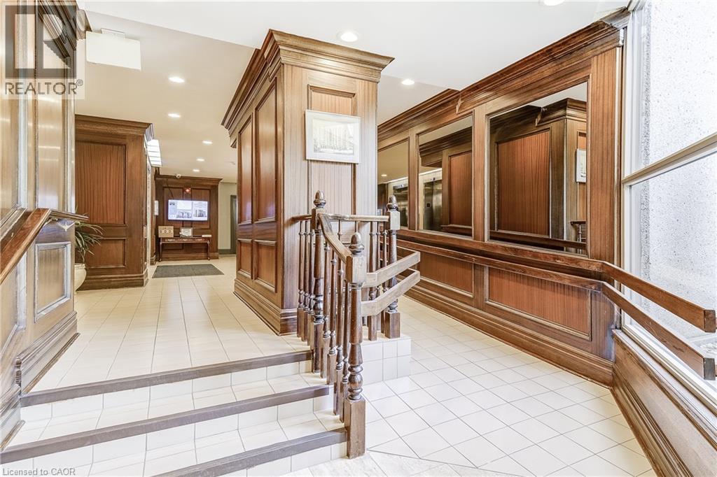 1201 NORTH SHORE Boulevard Unit# 204, Burlington, Ontario, L7S1Z5 — Photo 5