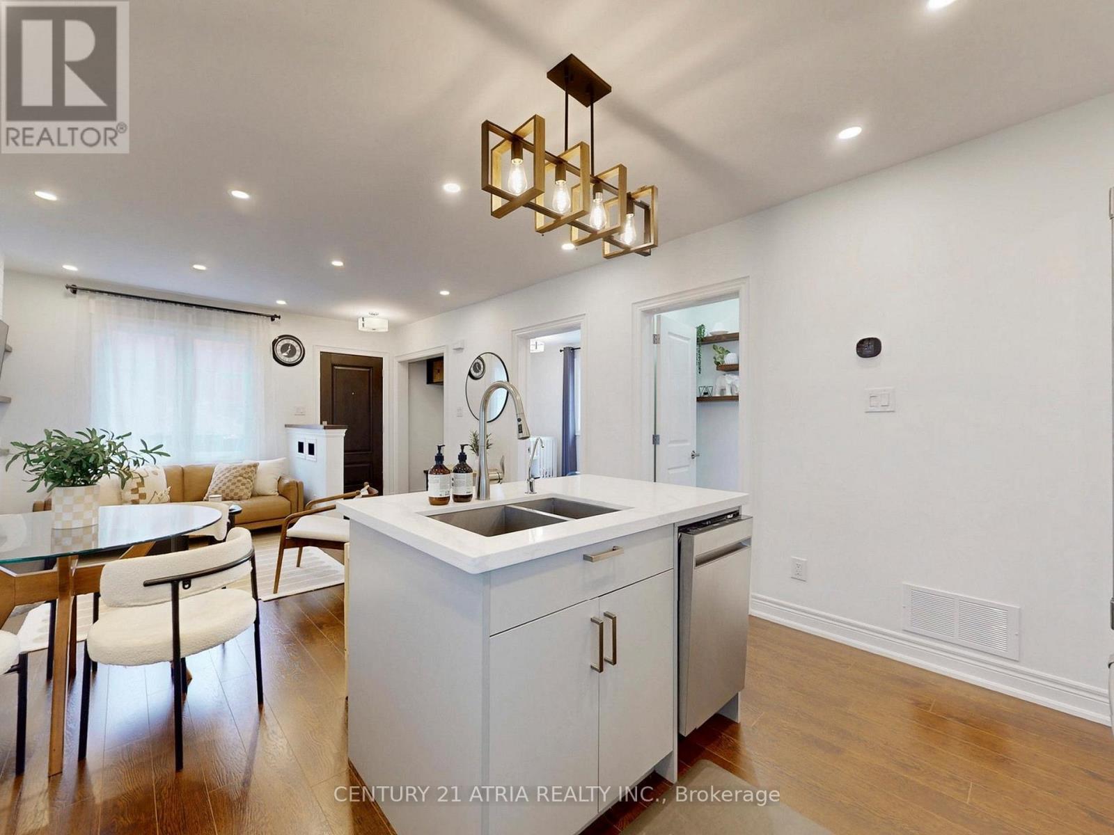 534 SILVERTHORN AVENUE, Toronto (Keelesdale-Eglinton West), Ontario, M6M3H9 — Photo 14