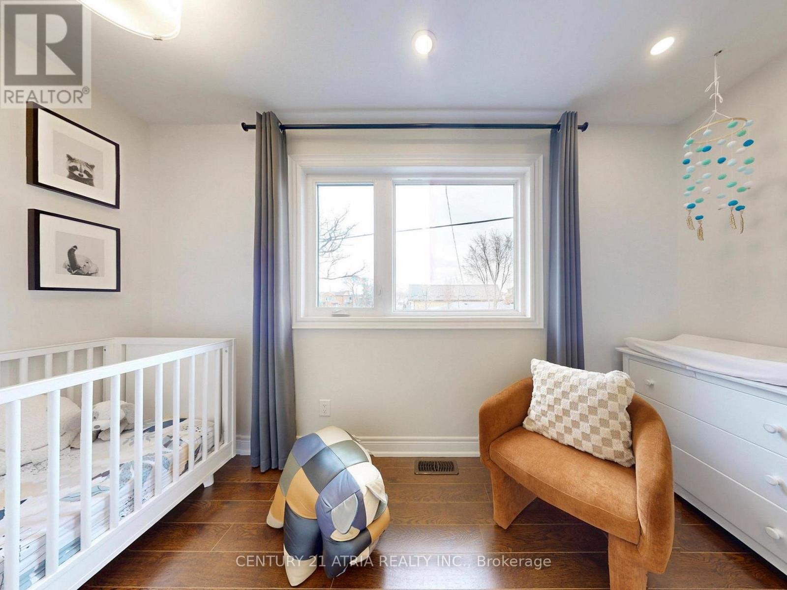 534 SILVERTHORN AVENUE, Toronto (Keelesdale-Eglinton West), Ontario, M6M3H9 — Photo 23