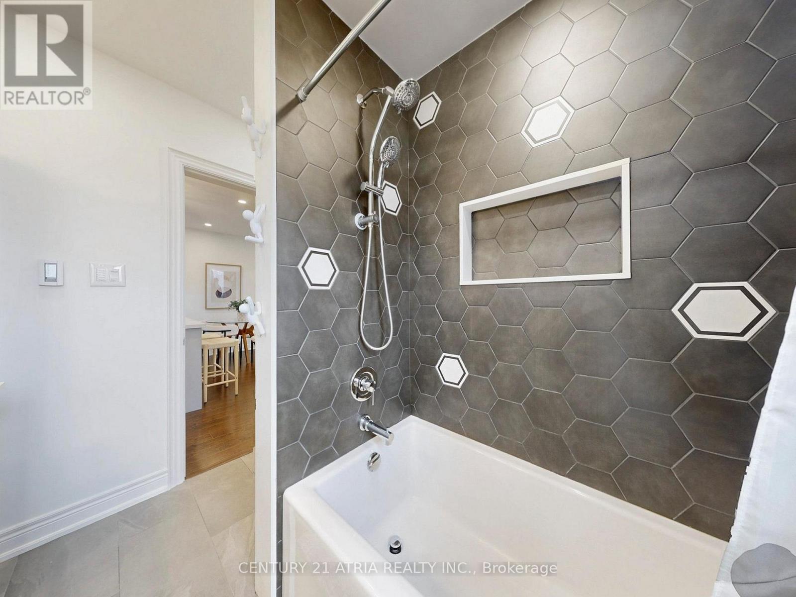 534 SILVERTHORN AVENUE, Toronto (Keelesdale-Eglinton West), Ontario, M6M3H9 — Photo 27