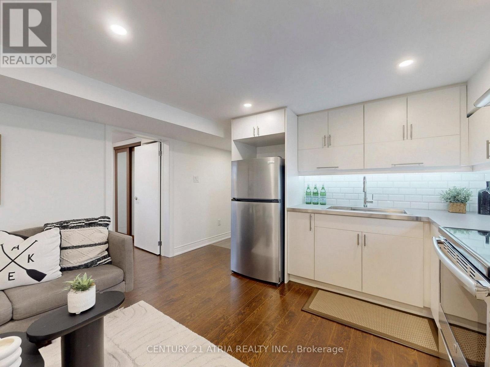 534 SILVERTHORN AVENUE, Toronto (Keelesdale-Eglinton West), Ontario, M6M3H9 — Photo 36