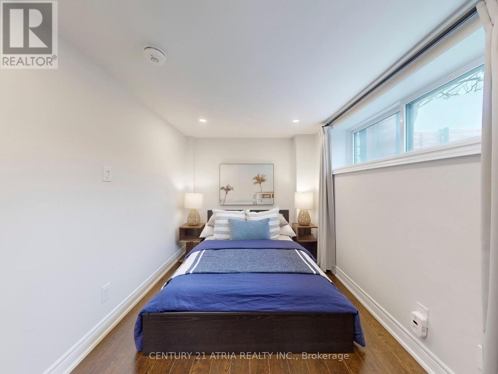 534 SILVERTHORN AVENUE, Toronto (Keelesdale-Eglinton West), Ontario, M6M3H9 — Photo 39