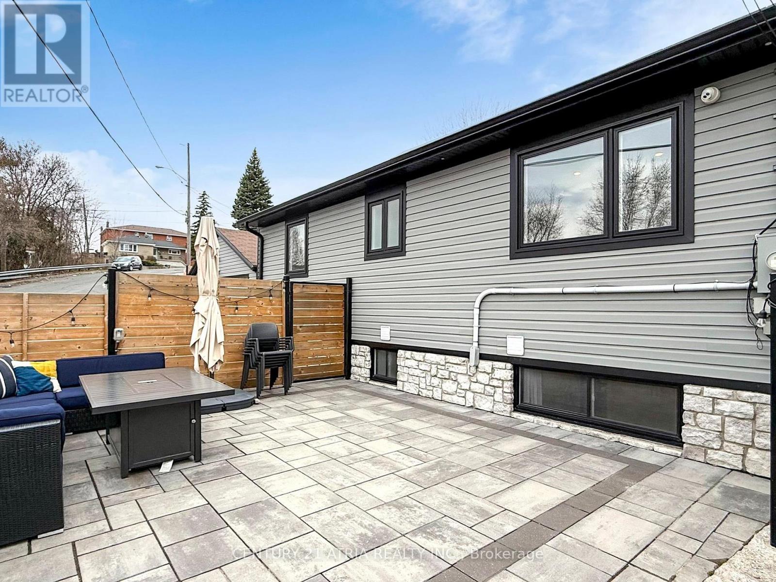 534 SILVERTHORN AVENUE, Toronto (Keelesdale-Eglinton West), Ontario, M6M3H9 — Photo 45