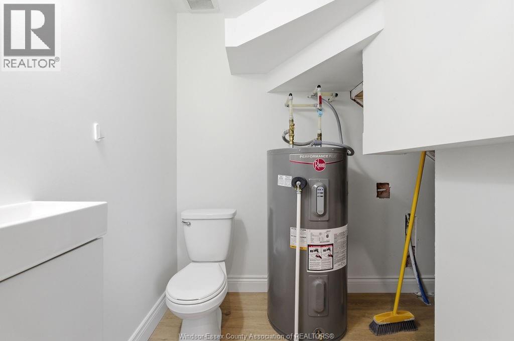 1329 ST ANNE BOULEVARD Unit# UNIT 2, Tecumseh, Ontario, N8N1T9 — Photo 14