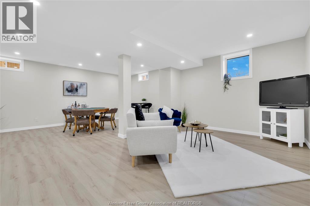 556 CLOVER, Windsor, Ontario, N8P1C6 — Photo 17
