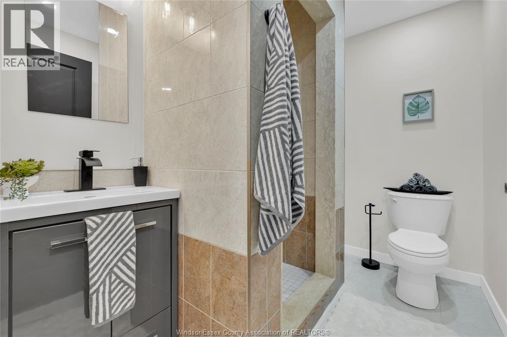 556 CLOVER, Windsor, Ontario, N8P1C6 — Photo 21