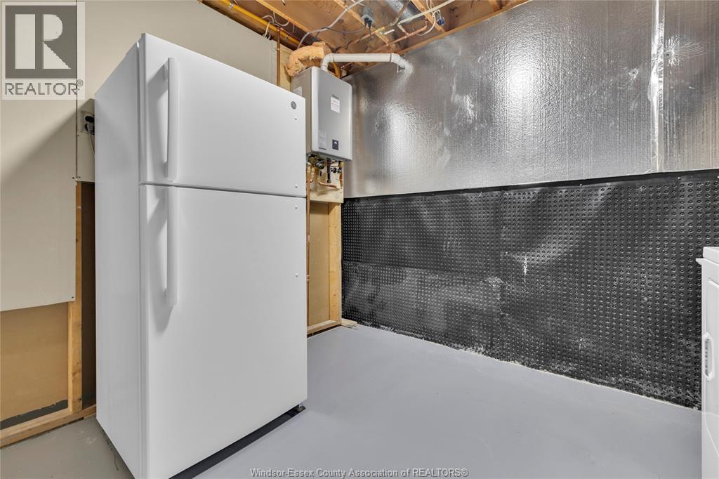 556 CLOVER, Windsor, Ontario, N8P1C6 — Photo 23