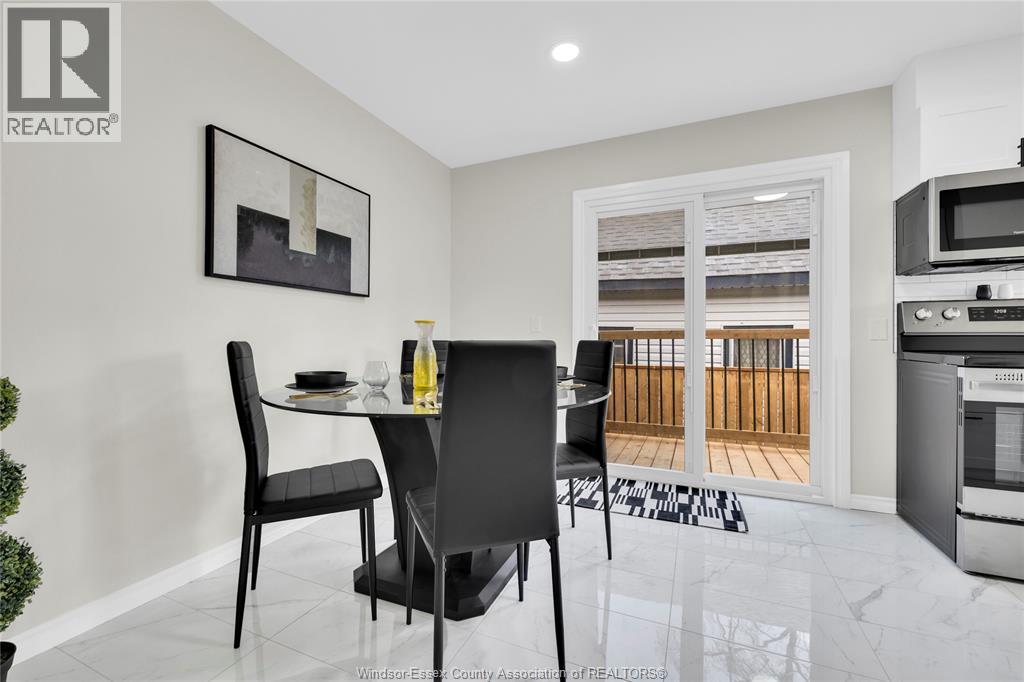 556 CLOVER, Windsor, Ontario, N8P1C6 — Photo 7