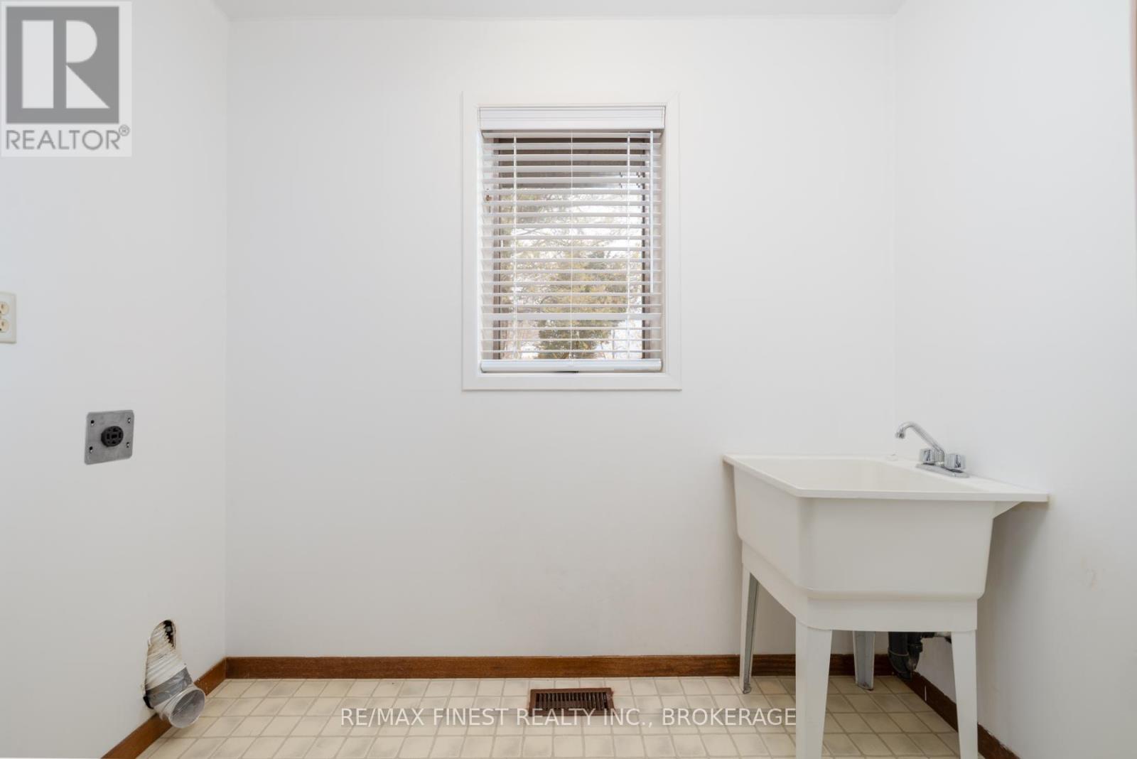 1141 FRONT ROAD, Frontenac (Frontenac South), Ontario, K7M4M2 — Photo 12