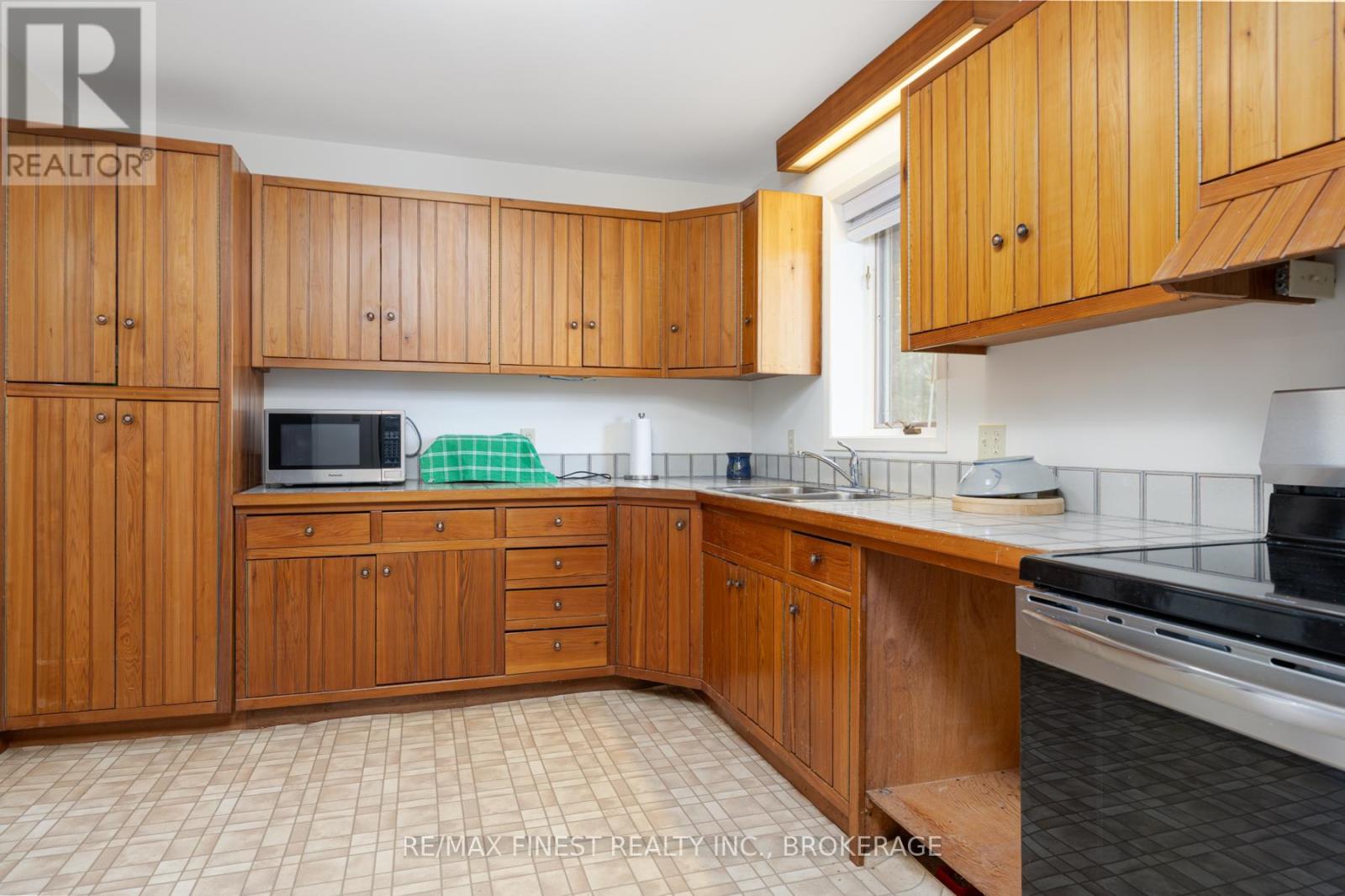 1141 FRONT ROAD, Frontenac (Frontenac South), Ontario, K7M4M2 — Photo 7