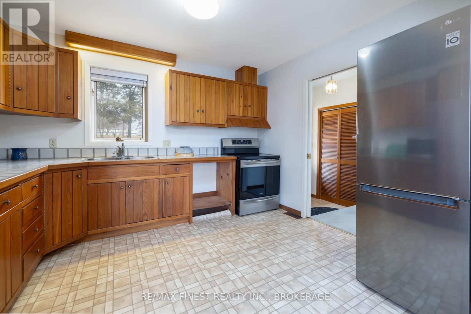 1141 FRONT ROAD, Frontenac (Frontenac South), Ontario, K7M4M2 — Photo 8