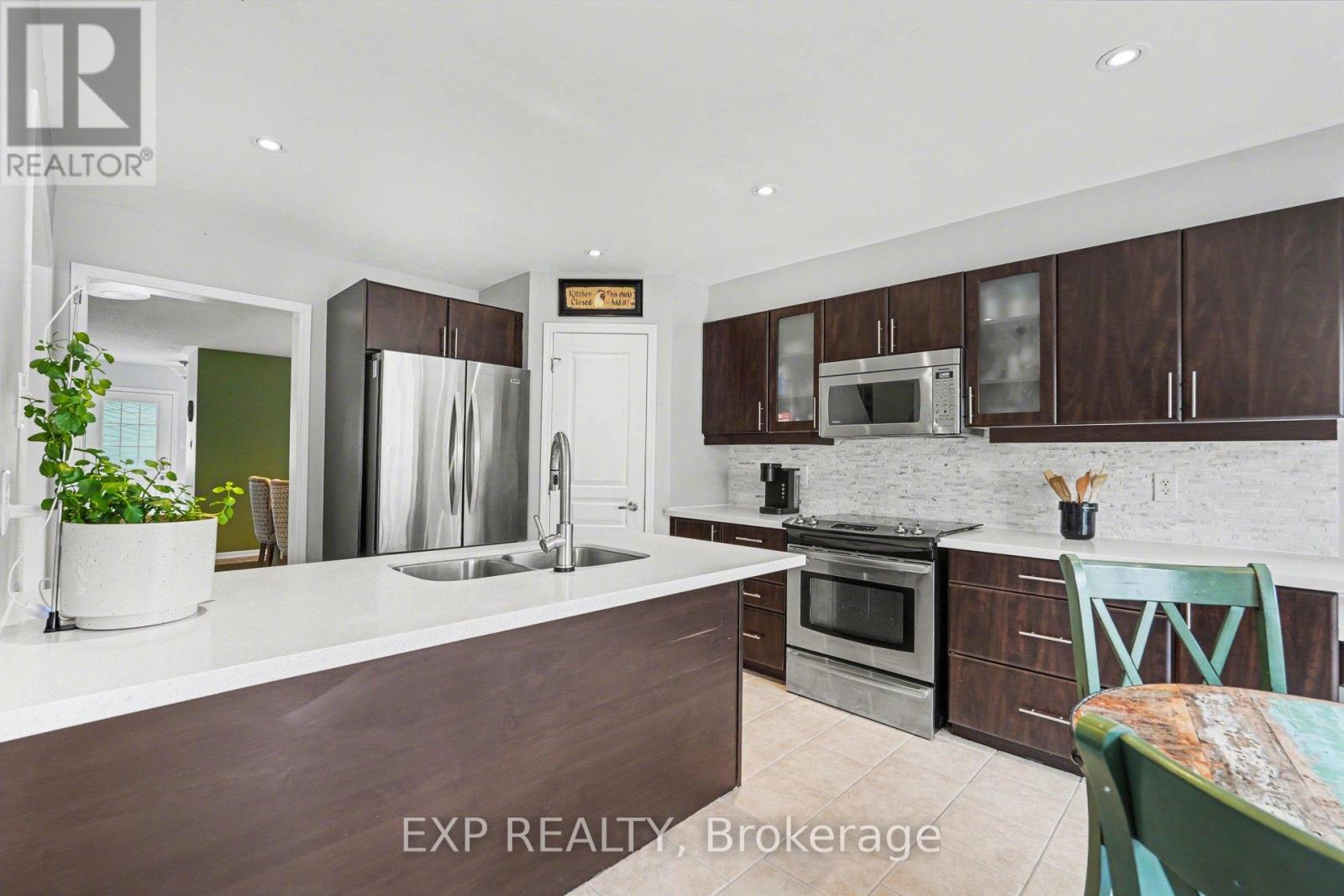 2655 BAYNES SOUND WAY, Ottawa, Ontario, K2J0X2 — Photo 4